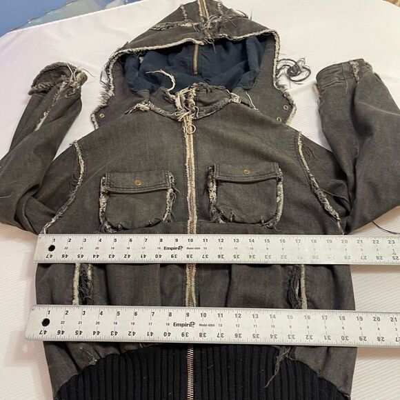 Stella McCartney Distressed Destroyed Denim Raw Seam Bomber Jacket Size 38 - Picture 3 of 9